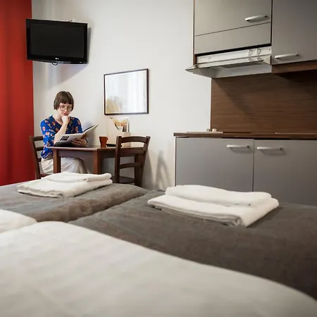 Oravi Apartments Hotel