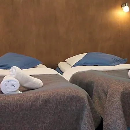Oravi Apartments Hotel 3*